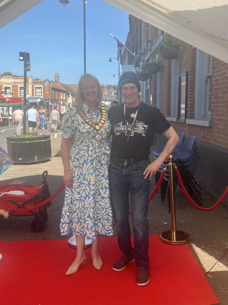 Tim-Daymond-Mobile-Disco-Network-with-Watton-Mayor-Sarah-Humphries