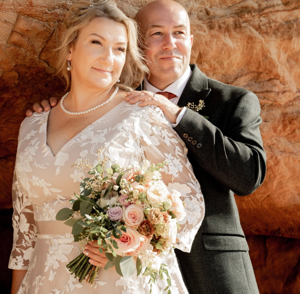 Wedding DJ Norfolk: Tim Daymond DJing a Latvian-English wedding for Mr & Mrs Fuller